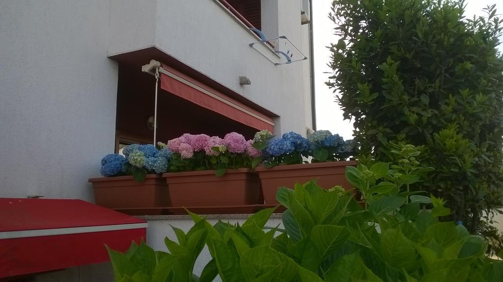 Apartmani Adrijan Krk كرك الغرفة الصورة