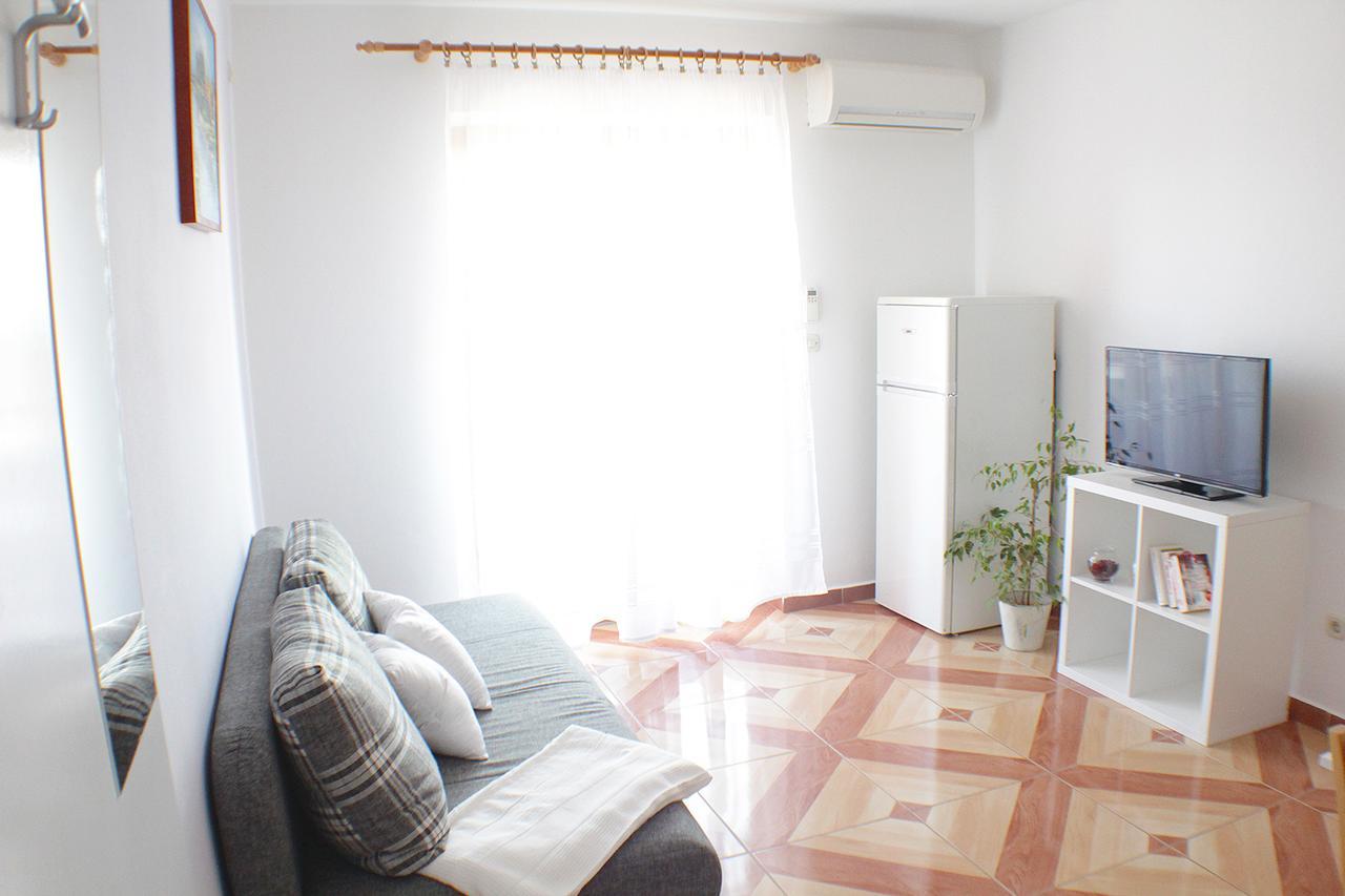 Apartmani Adrijan Krk كرك المظهر الخارجي الصورة