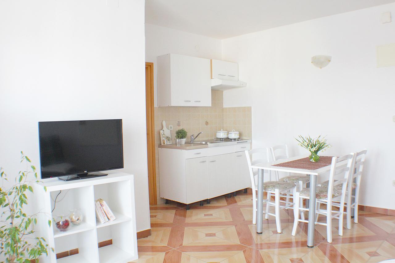Apartmani Adrijan Krk كرك المظهر الخارجي الصورة