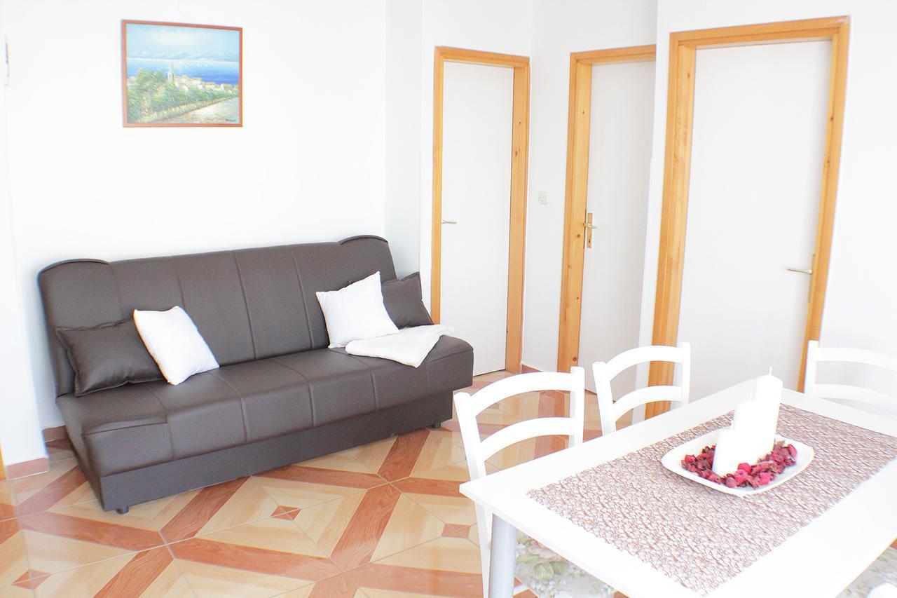 Apartmani Adrijan Krk كرك المظهر الخارجي الصورة